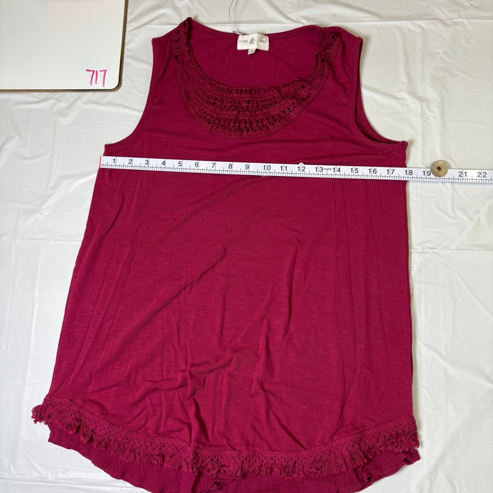 Thyme & Honey Womens Crochet Neck Fringe Hem Tank Top Burgundy Wine Large NWT - Picture 3 of 9